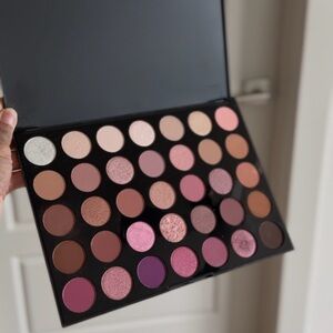 Morphe Eyeshadow Palette - Pink, Purple, Brown Hues